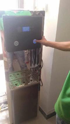 湯原學校溫熱飲水機選購指南 志趣網(wǎng)水處理設(shè)備全攻略